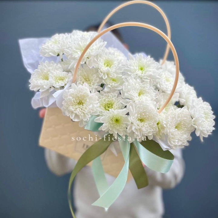 Сумочка с хризантемами в Владикавказе