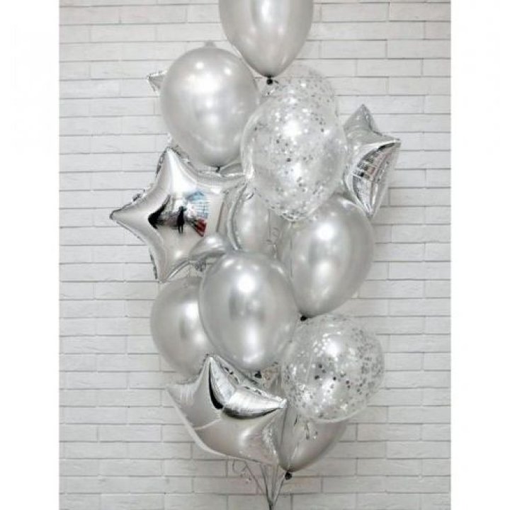 Фонтан шаров "Сильвер мун" в Владикавказе