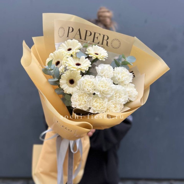  Букет с диантусами и герберами в Владикавказе