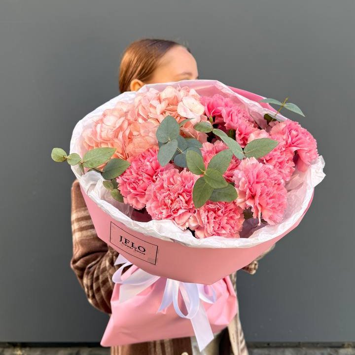 Дуо диантусы и гортензия в Владикавказе