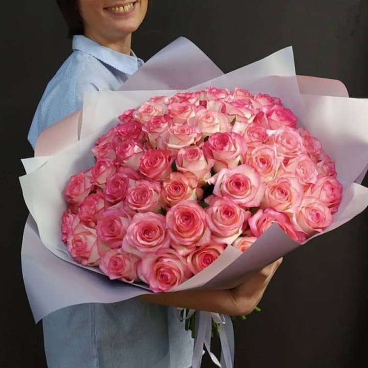 101 роза Джумилия в оформлении  в Владикавказе