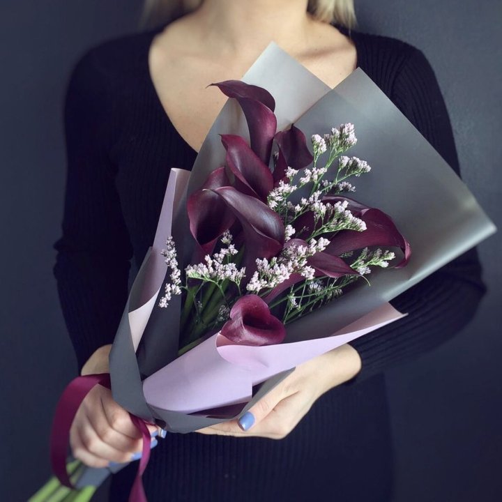 Букет фиолетовых калл в Владикавказе