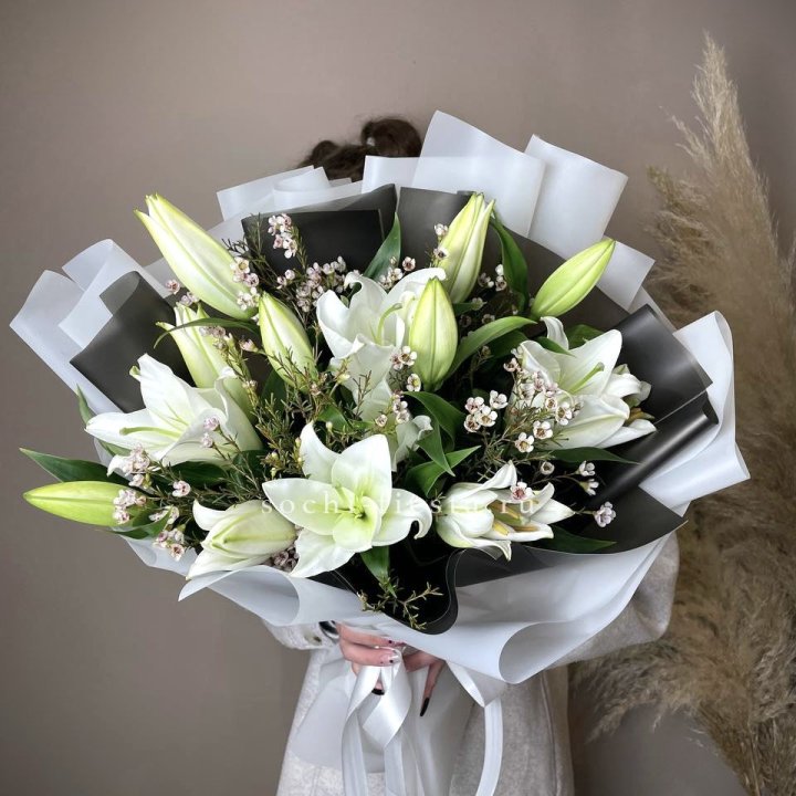 Букет лилий Снежная королева в Владикавказе