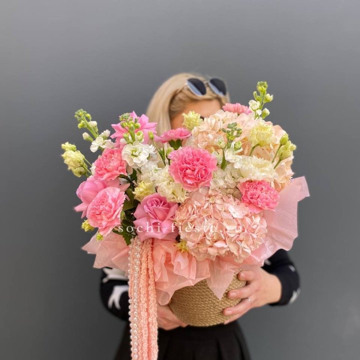 Композиция "Роскошь" в Владикавказе