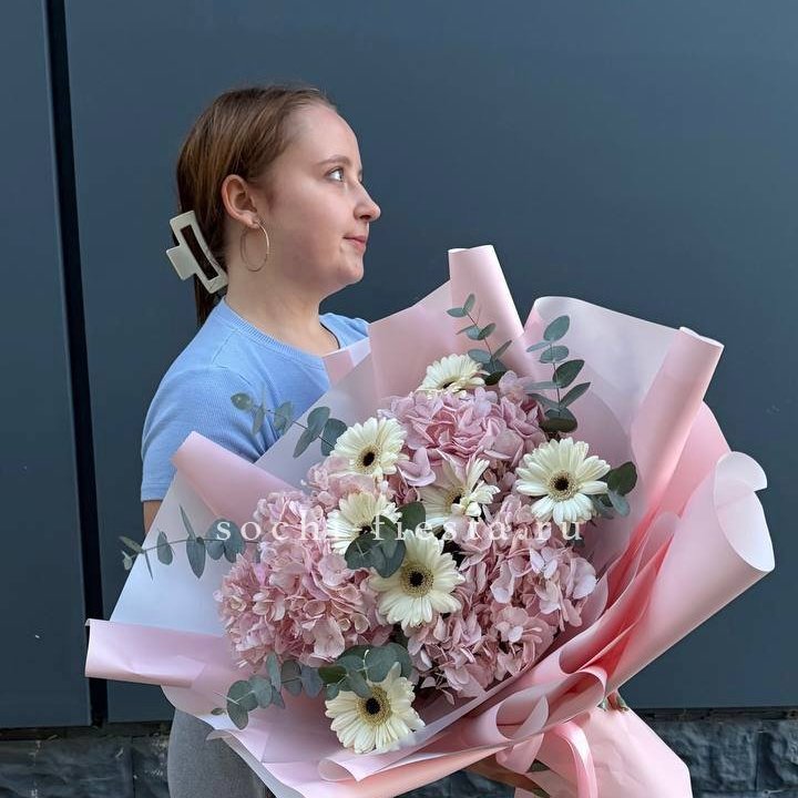 Букет "Знак любви" в Владикавказе