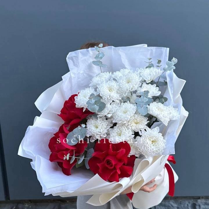 Дуо розы и хризантемы в Владикавказе