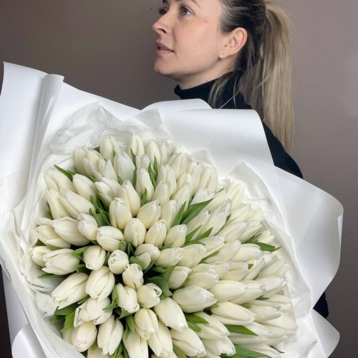 101 белый тюльпан №2 в Владикавказе