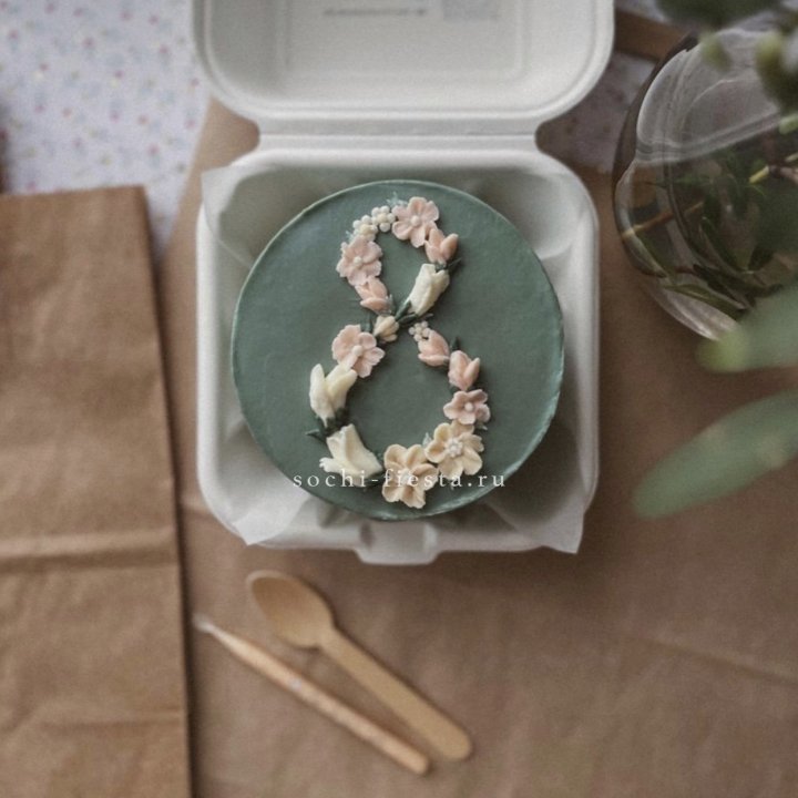 Бенто-торт "8 марта" green  в Владикавказе