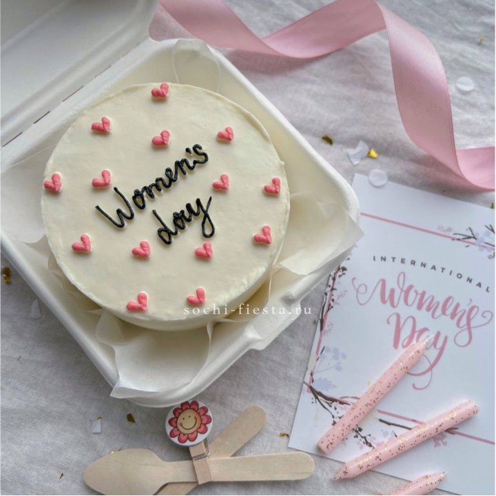 Бенто-торт "Дорогим женщинам"  в Владикавказе