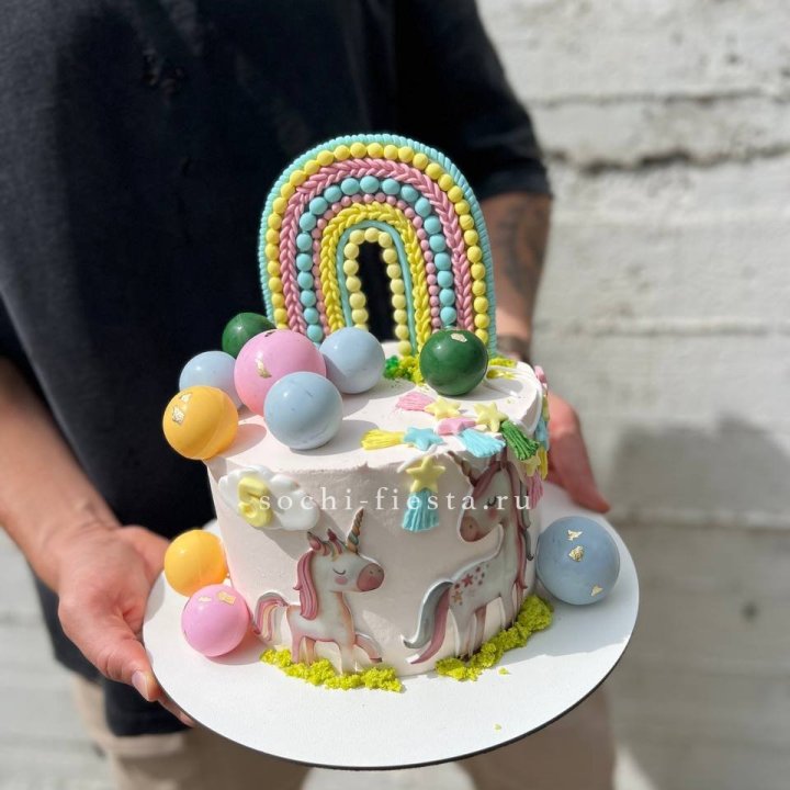 Торт "Радуга с единорогом" в Владикавказе