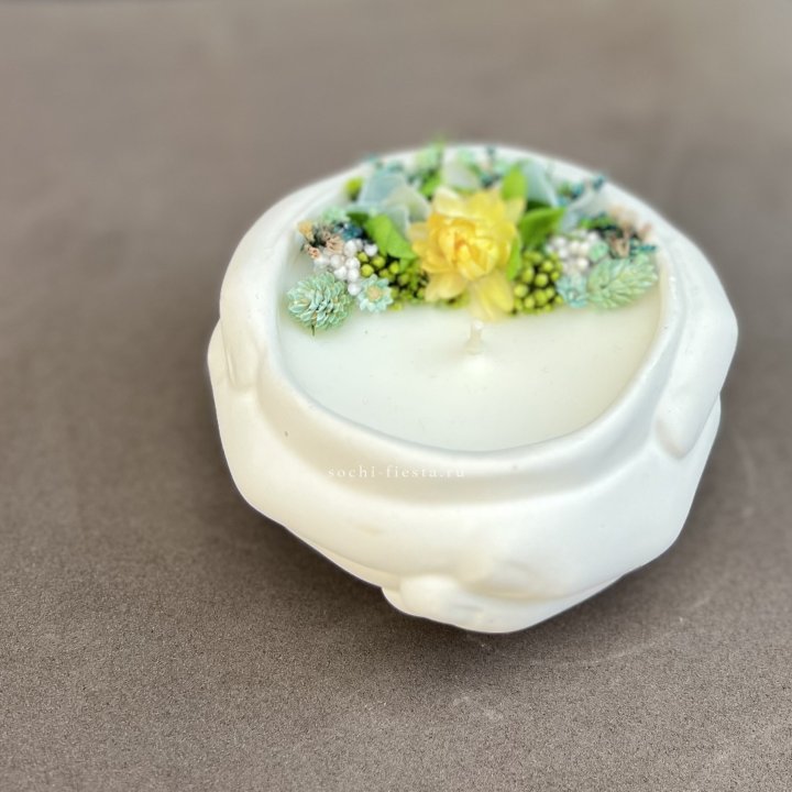 Свеча ароматическая в гипсе Руки в Владикавказе