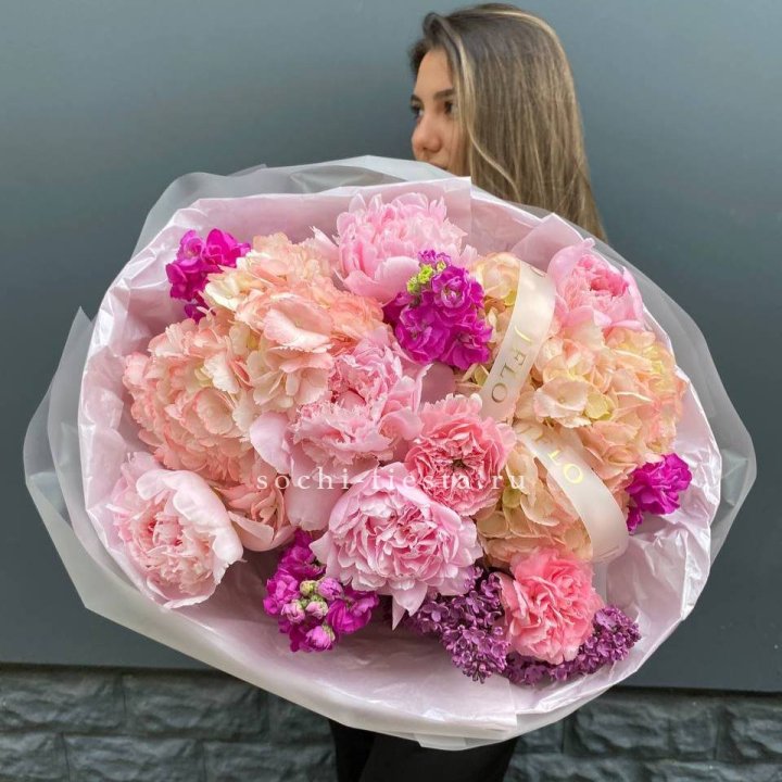  Букет "Фловер пионс" в Владикавказе
