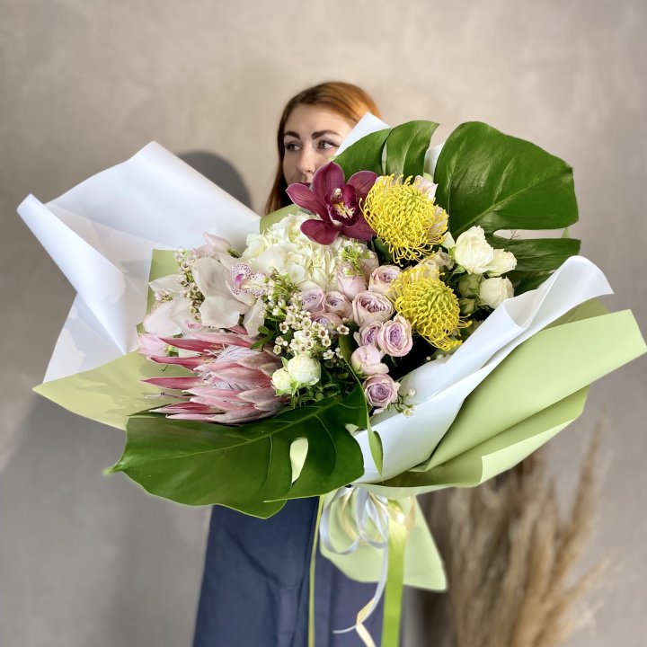 Дизайнерский букет экзотики в Владикавказе