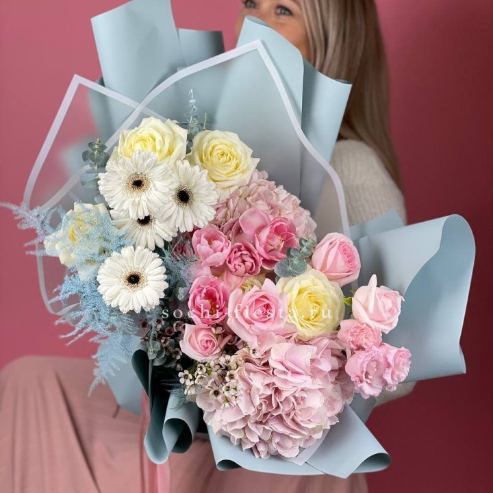 Дизайнерский букет "Адель" в Владикавказе