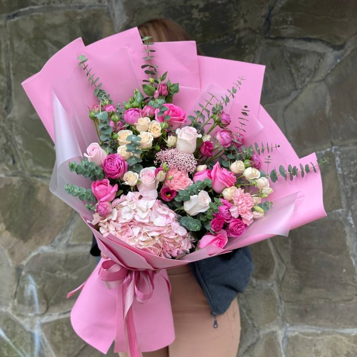 Дизайнерский букет "Паулина" в Владикавказе