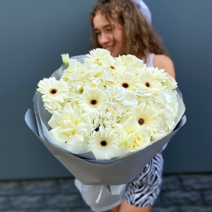  Букет "Вайт люксур" в Владикавказе