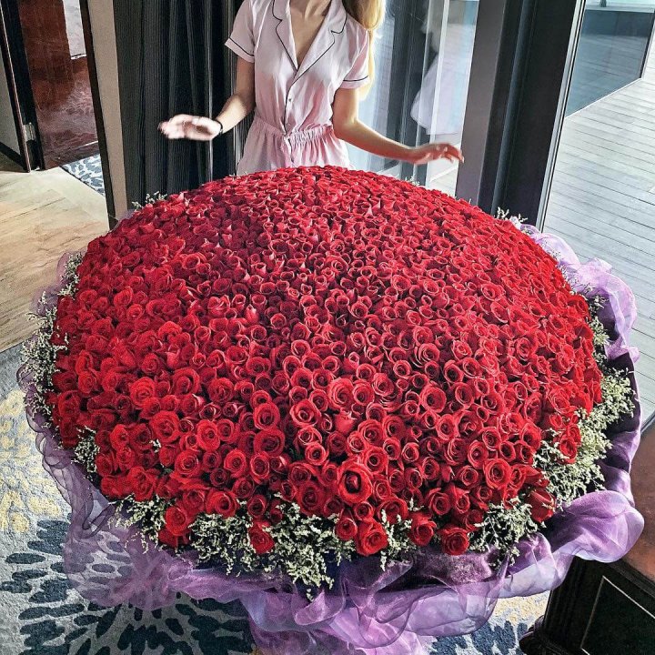 1001 роза в Владикавказе