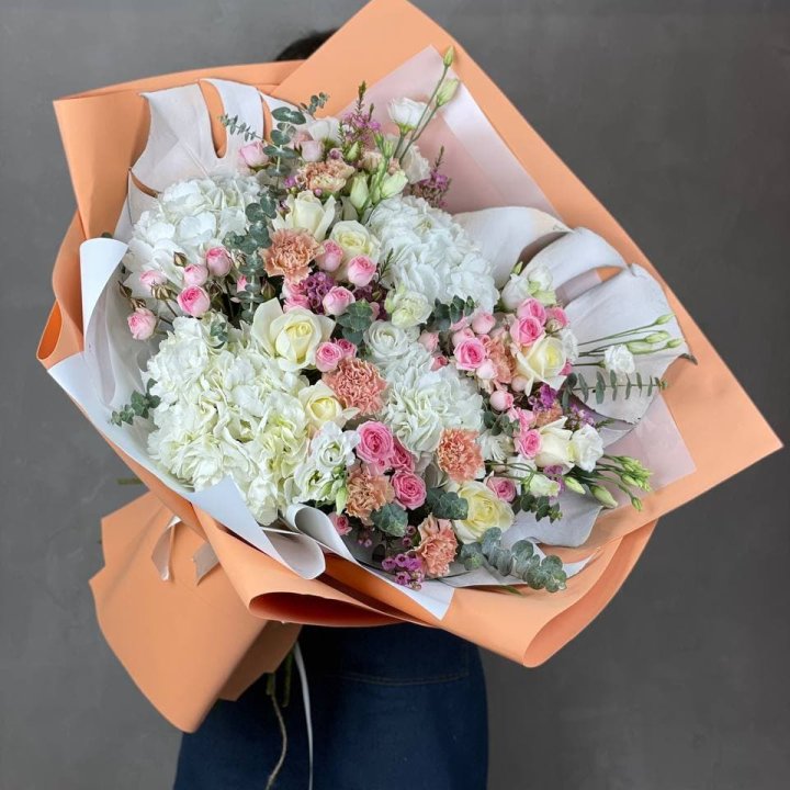 Макси-букет кремовый в Владикавказе