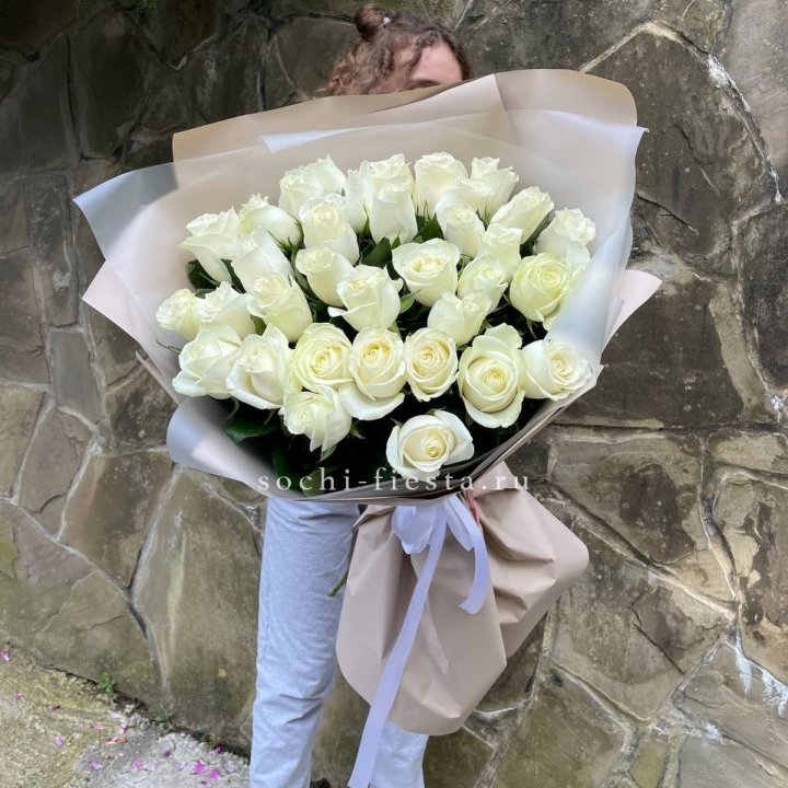 35 голландских роз в Владикавказе