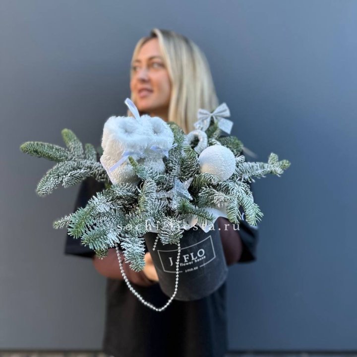 Новогодний бокс "Ботс вайт" в Владикавказе