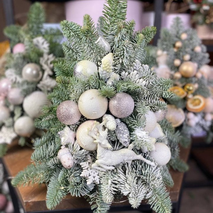 Ёлочка "Хепи крисмас" в Владикавказе