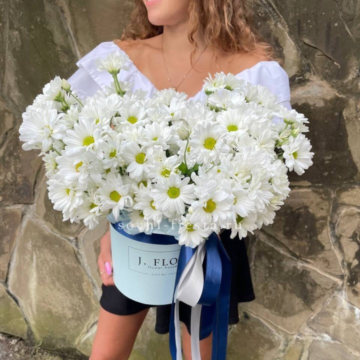 Коробка с хризантемами №2 в Владикавказе