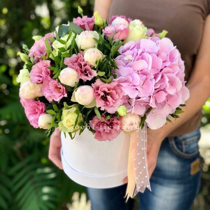 Дизайнерский цилиндр №2 в Владикавказе