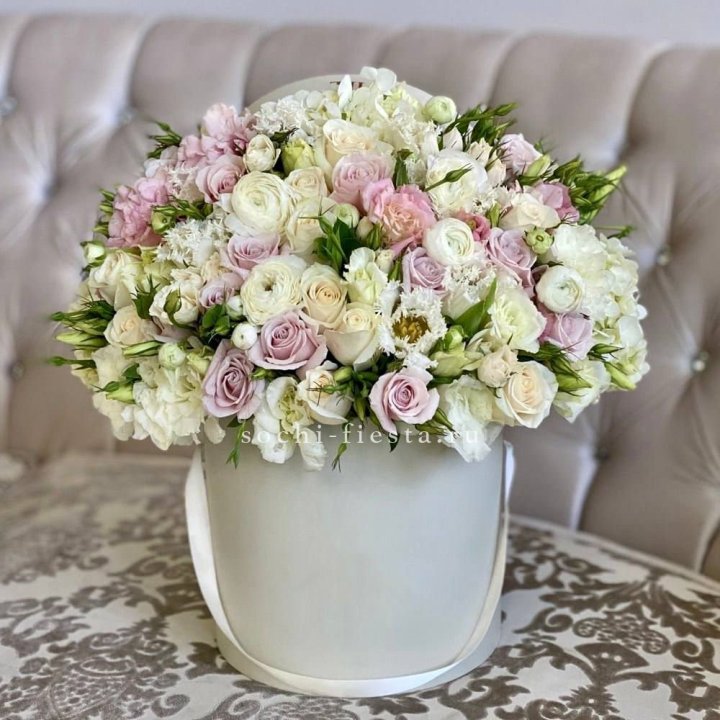 Цветочный бокс "Ловинг" в Владикавказе