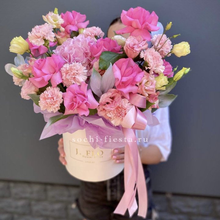 Цветочный бокс "Сальма" в Владикавказе