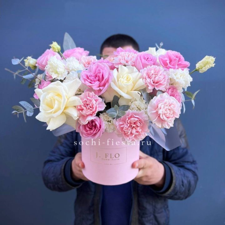 Цветочный бокс "Памела" в Владикавказе