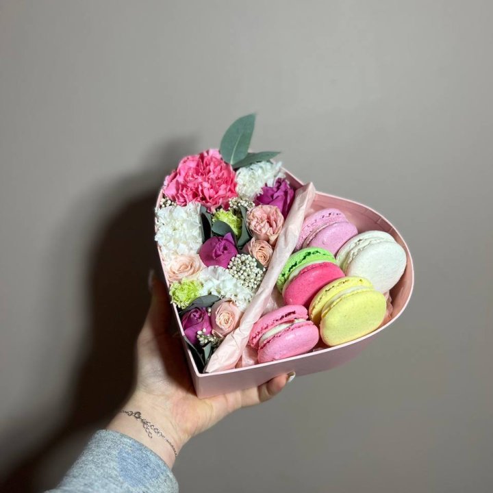 Дуо цветы и макаронсы в Владикавказе