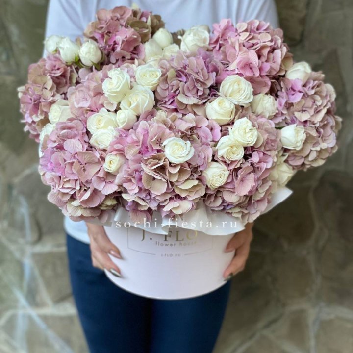 Бокс "Изобела пинк" в Владикавказе