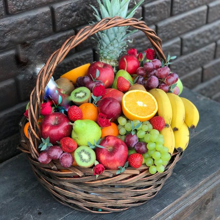 Фруктовая корзина №2 в Владикавказе
