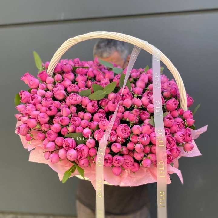 Корзина роз Мисти Баблс 101 в Владикавказе