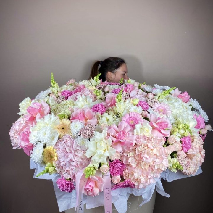 Корзина цветов «Рандеву» в Владикавказе