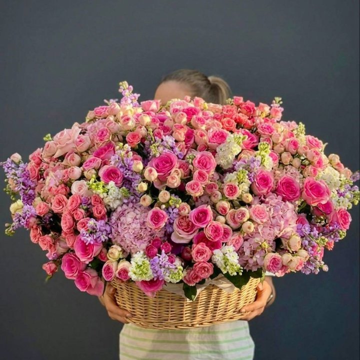 Цветочная корзина гигант №5 в Владикавказе