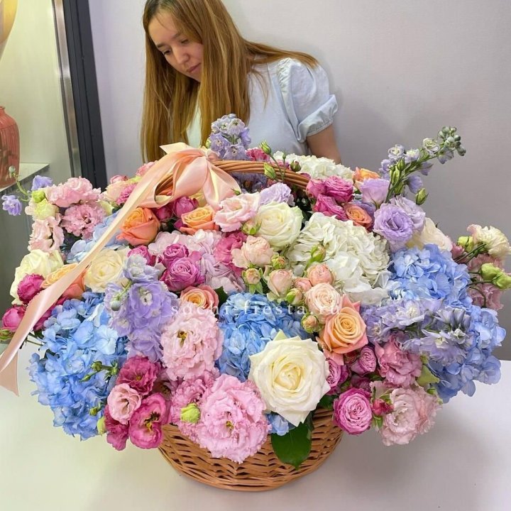 Авторская корзина "Экстра" в Владикавказе