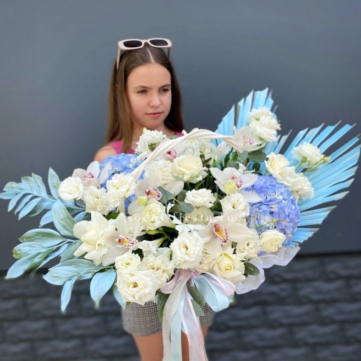 Цветочная корзина "Блю винч" в Владикавказе