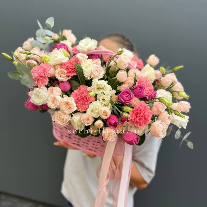 Цветочная корзина "Флоренция" в Владикавказе