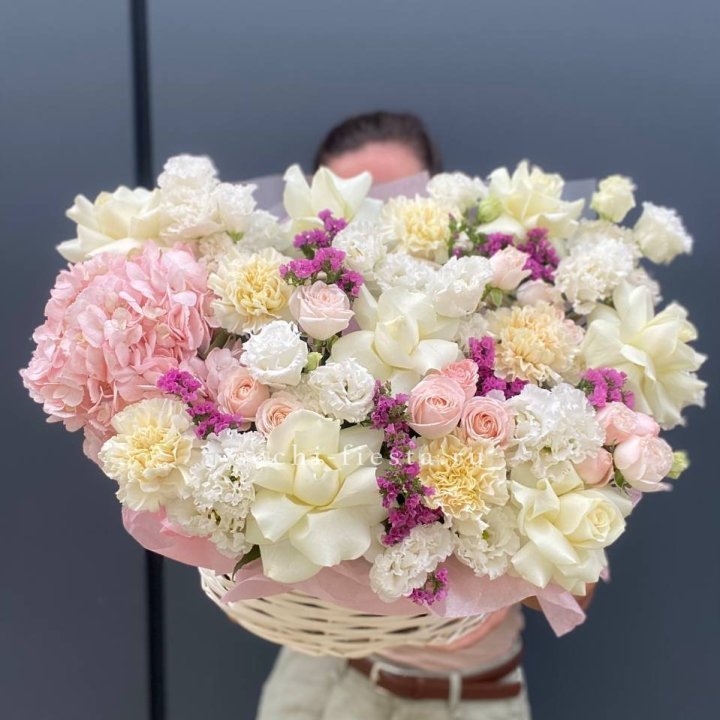 Корзина "Воздушная нежность" в Владикавказе