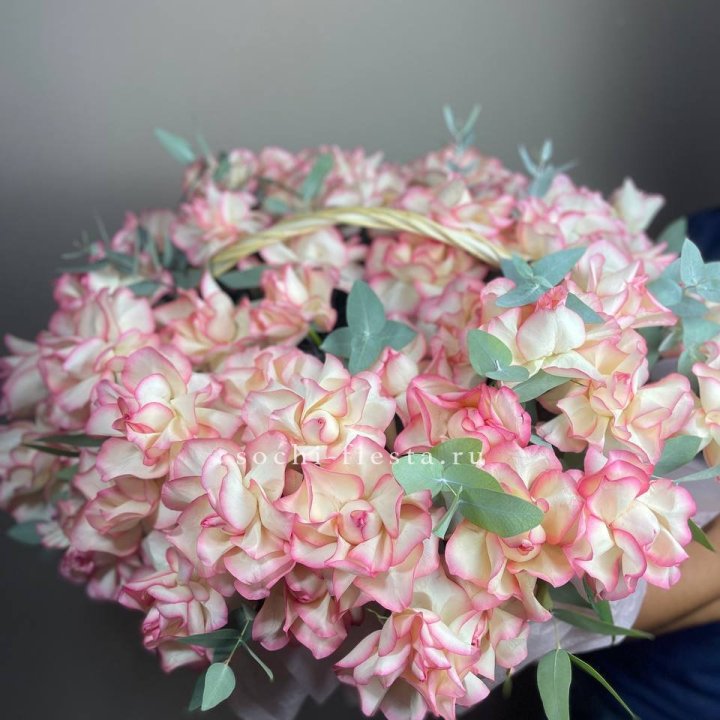 51 джумилия  в корзине   в Владикавказе