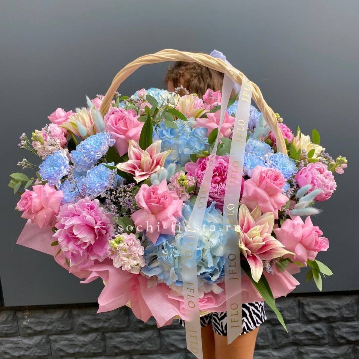Яркая корзина "Летнее настроение" в Владикавказе