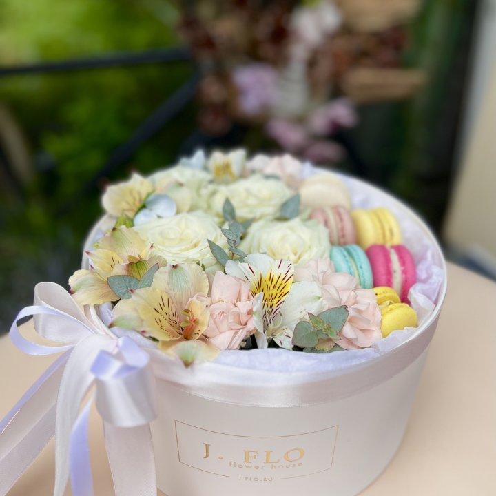 Цветочный бокс "Ника" в Владикавказе