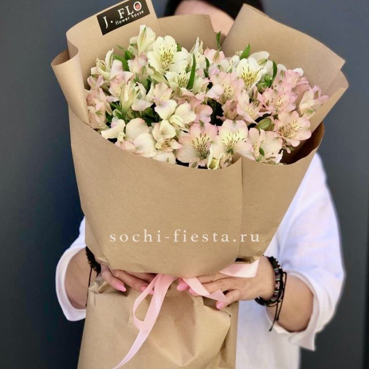 17  альстромерий в крафте в Владикавказе