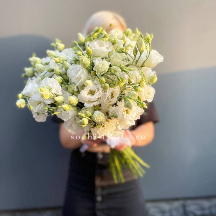 Букет эустом под ленту  в Владикавказе