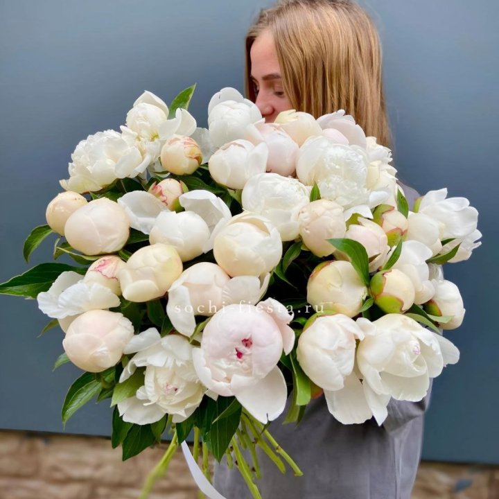 Охапка пионов в Владикавказе