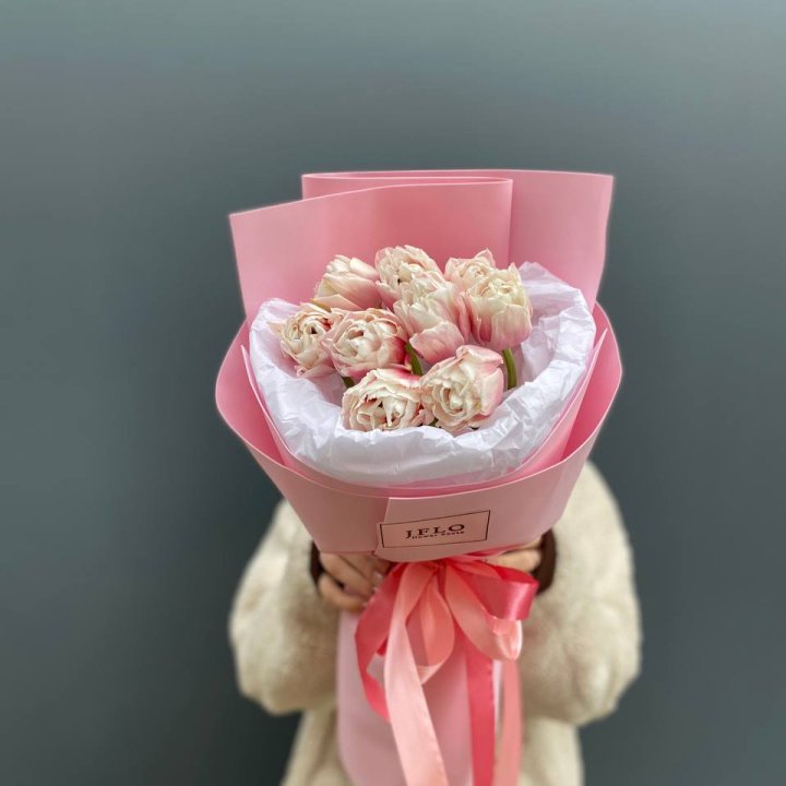 9 нежных тюльпанов в Владикавказе