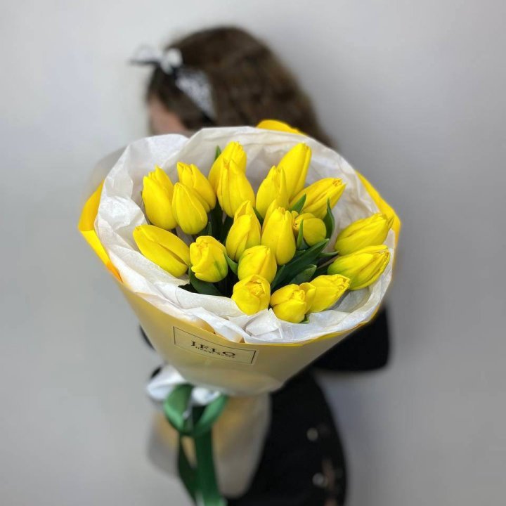  19 жёлтых тюльпанов в Владикавказе