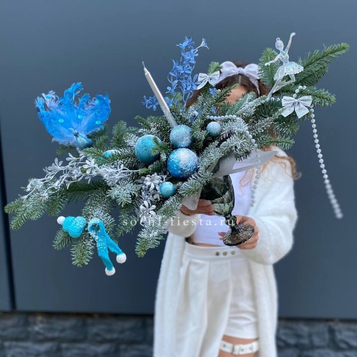 Композиция в бокале голубая в Владикавказе