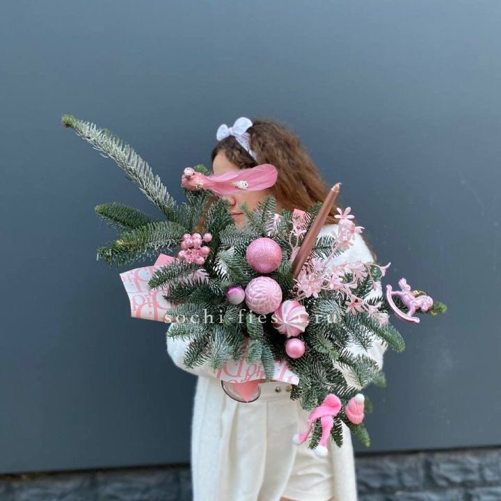 Композиция бокал розовый в Владикавказе